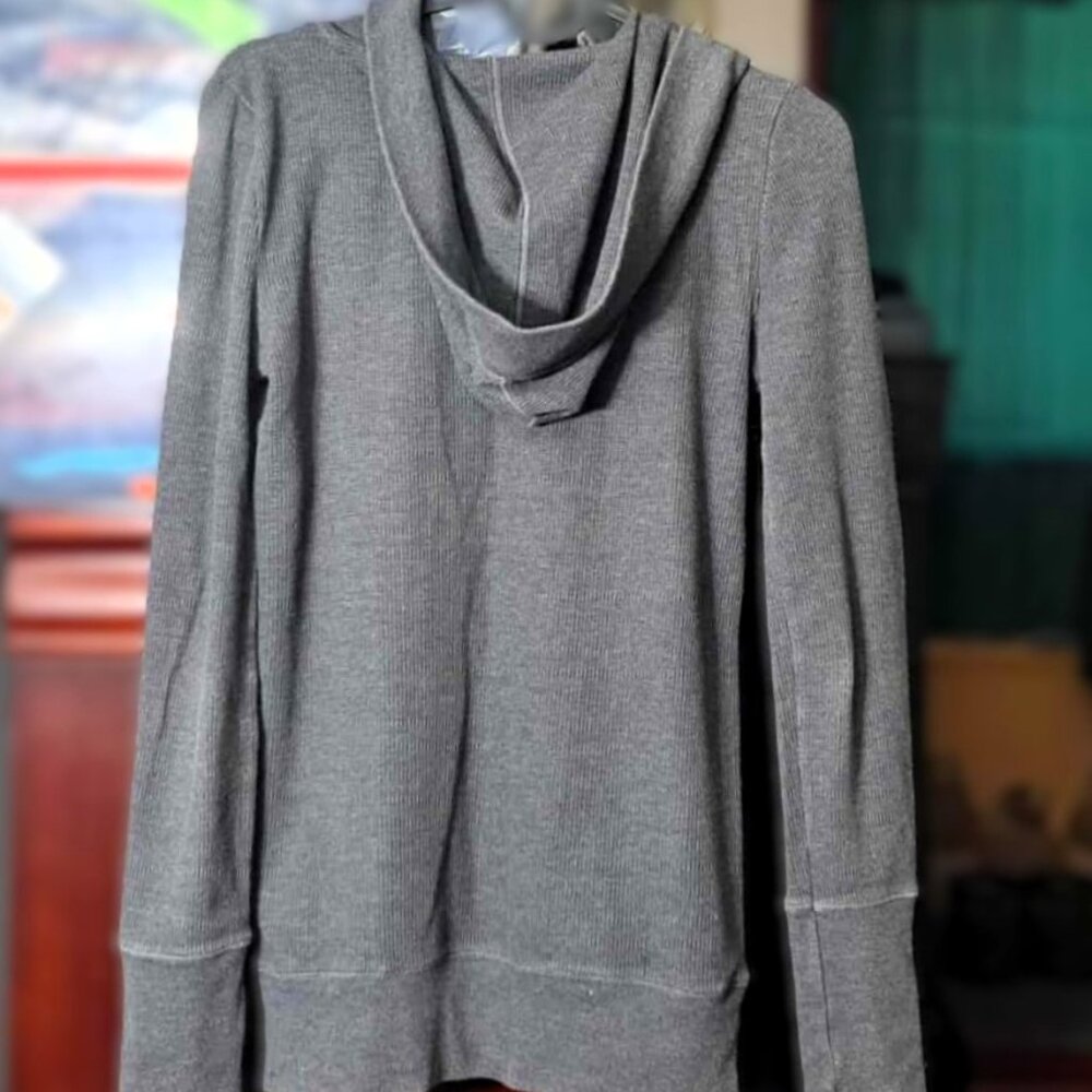 American Eagle Charcoal Gray Waffle Knit Henley Hoodie - Picture 3 of 6